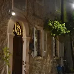Sottolaluna Inn *